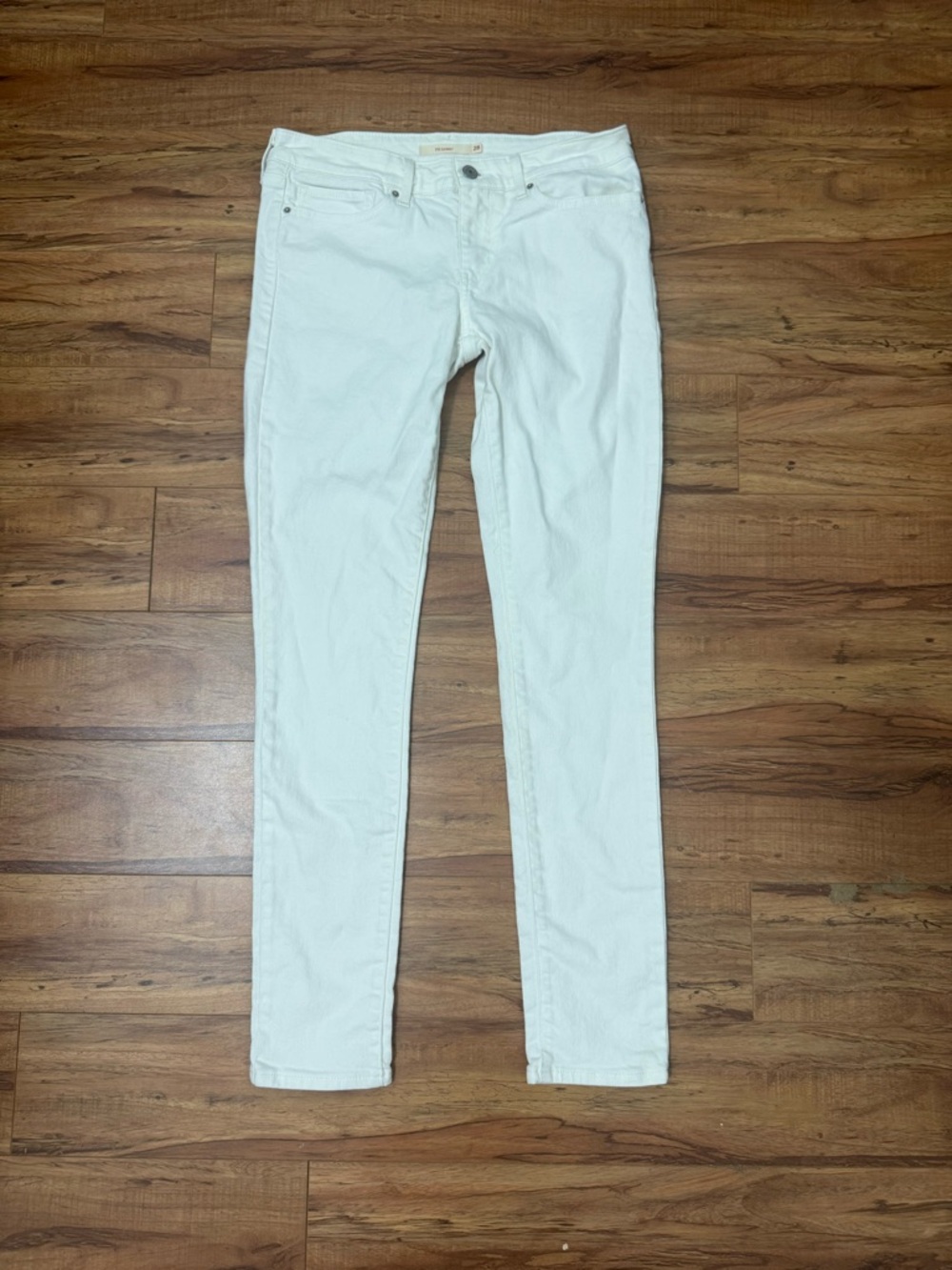 Levi 711 Skinny Jeans